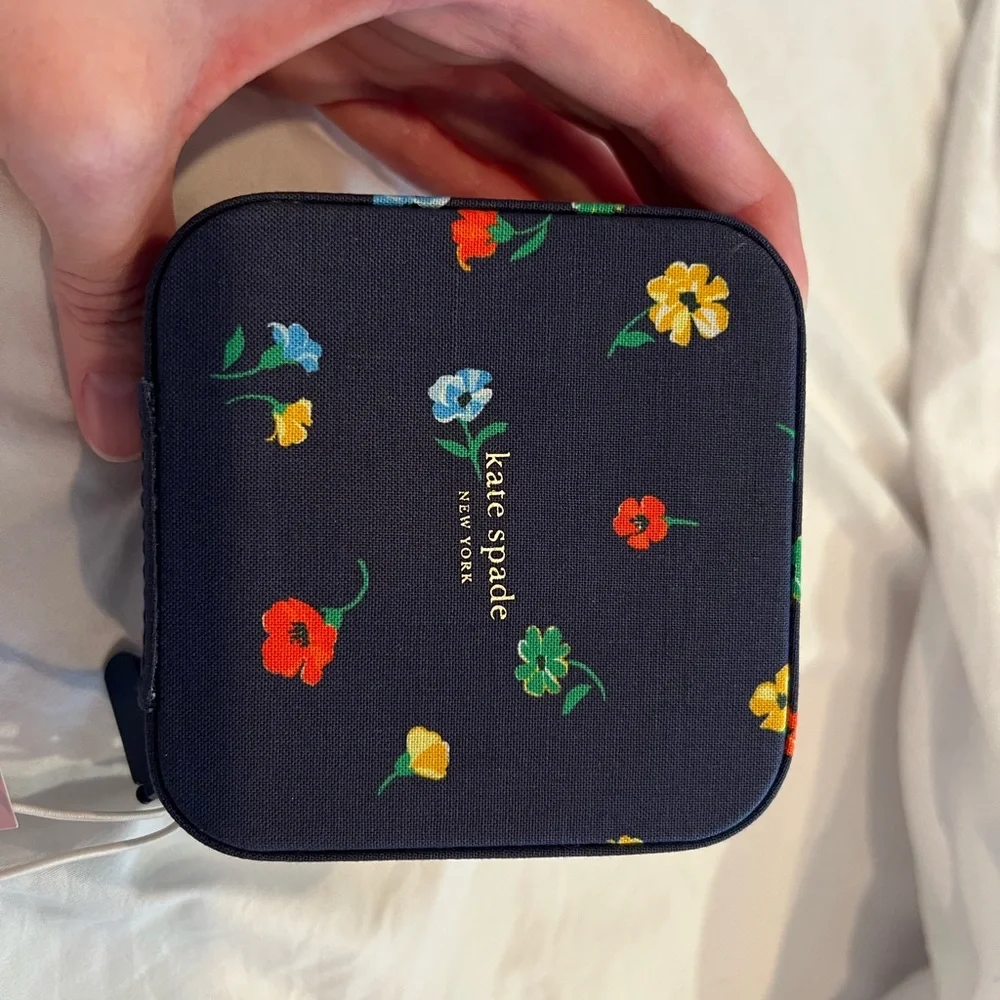 Kate Spade Jewelry/Travel Organizer - Navy Floral - NWT - Picture 5 of 7